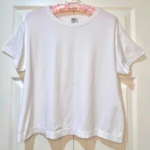 Athleta With Ease Crop Tee. Size Medium EUC